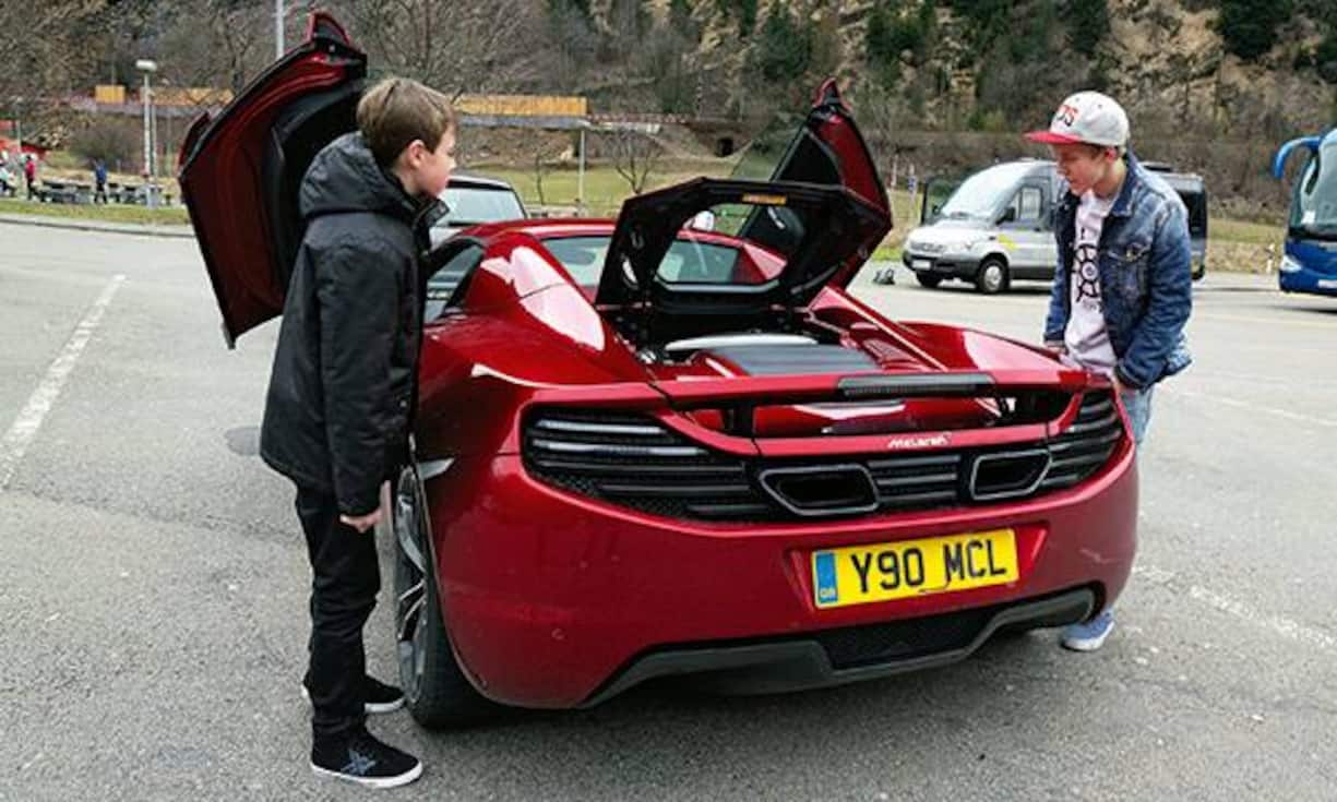 bil_09_lu_mclaren_04.jpg