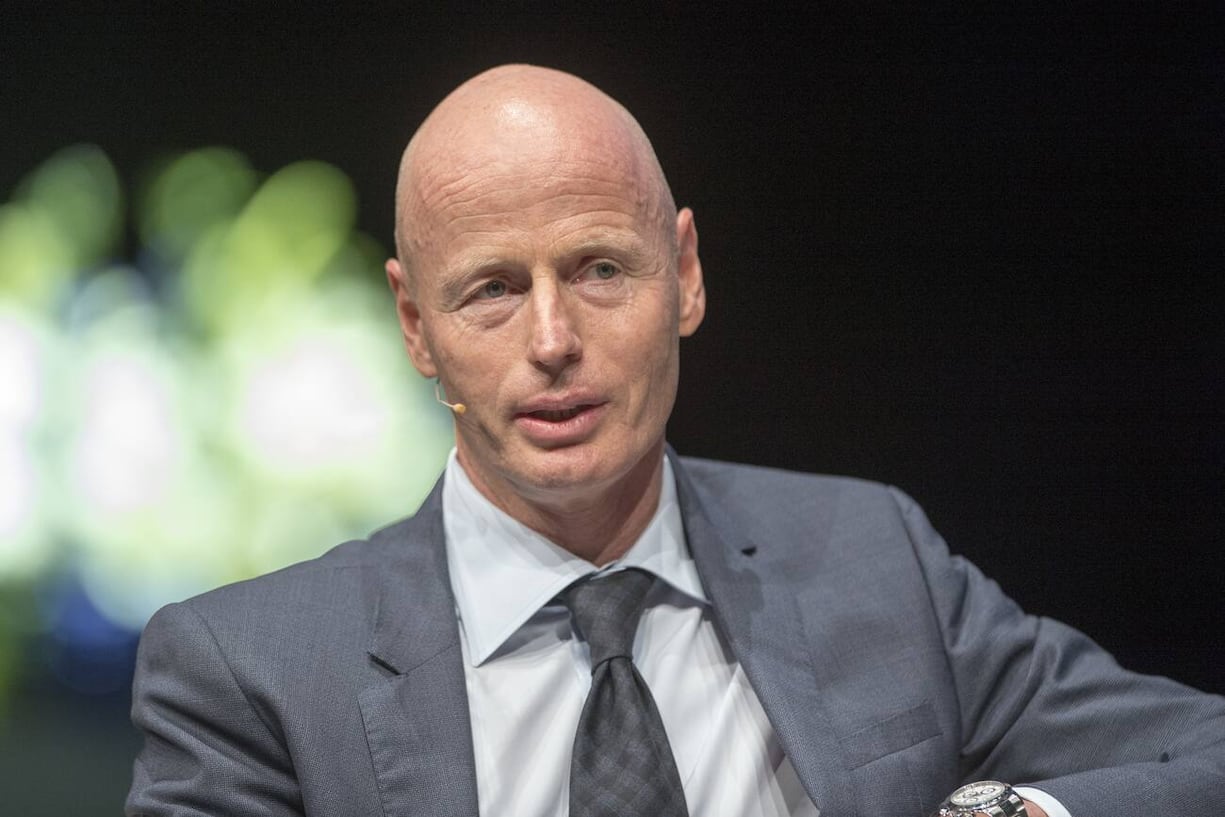 Marc Walder, CEO von Ringier, anlaesslich des Swiss Media Forums vom Donnerstag, 22.September 2016, im KKL in Luzern. "SwissMediaForum - der Schweizer Medienkongress" heisst der neue gemeinsame Anlass, der aus dem bisherigen SwissMediaForum und dem Kongress des Verbandes Schweizer Medien hervorgeht. Der Anlass findet am 22. und 23. September 2016 im KKL Luzern statt. (KEYSTONE/Urs Flueeler)