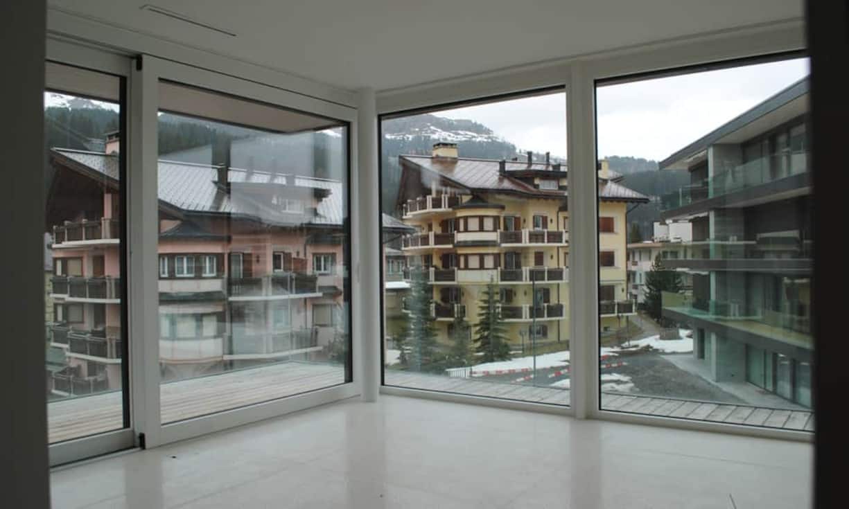 Der Preis beträgt allerdings auch 2,99 Millionen Franken.
Quelle und Bilder