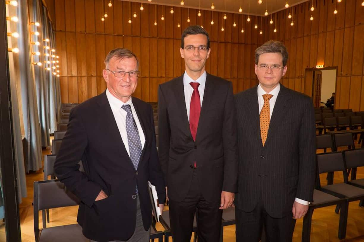 Banken-Roundtable mit Experten: Karl Reichmuth, VR-Präsident Reichmuth & Co. Privatbankiers; Manuel Ammann, Professor an der Uni St. Gallen und Direktor des Schweizerischen Instituts für Banken und Finanzen; Zeno Staub, CEO Vontobel Gruppe