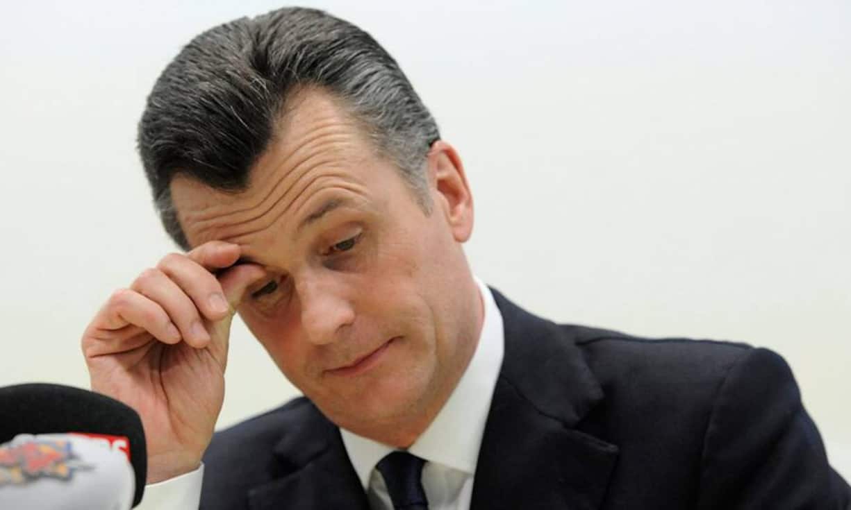 Das Mächtigsten-Ranking der Schweizer Wirtschaftsführer nur auf dem Spitzenplatz einen Status Quo. Ansonsten gibt es viel Bewegung: So hat Philipp Hildebrand (Direktor BlackRock) über einhundert Plätze verloren. Als SNB-Präsident lag er 2011 noch auf Platz 2, aktuell landet er auf 106. Sehen Sie hier eine Auswahl weiterer Auf-, Ab- und Neueinsteiger. (Bilder: Keystone)