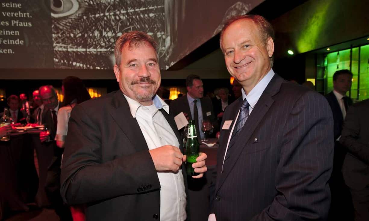 Jürg Aschwanden, Director Government Affairs, Liberty Global;
Eric Tveter, CEO, UPC Schweiz GmbH