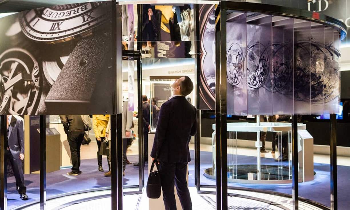 Bei anderen Uhrenanbietern dreht sich alles um ihre Produkte.