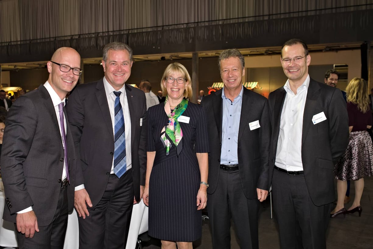 Malte MÃ¼ller, Partner, schilling partners ag;Hans-Kaspar Scherrer;Bettina CharriÃ¨re;Hanspeter FÃ¤ssler;Christoph Brand