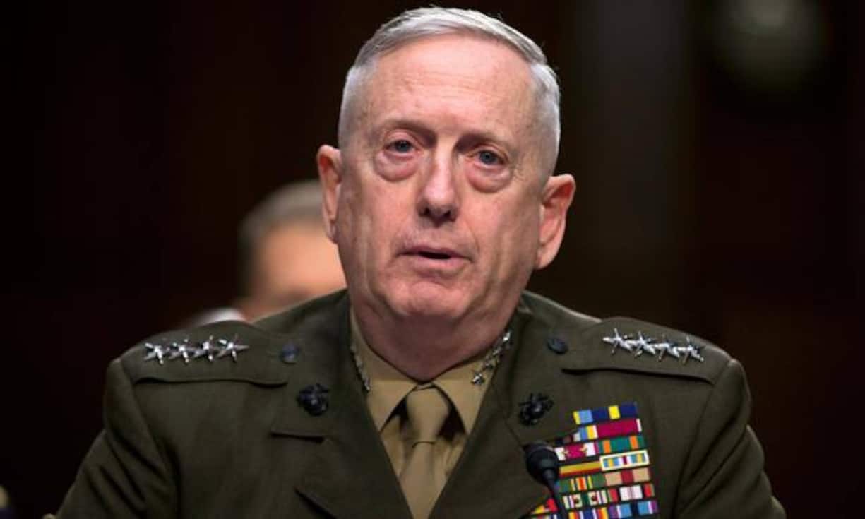 James N. Mattis - VerteidigungsministerDer 66 Jahre alte Ex-General James «Mad Dog» Mattis übernimmt das Verteidigungsministerium. Mattis hat mehr als 40 Jahre Militärdienst hinter sich und war vor weniger als vier Jahren in den Ruhestand gegangen. Deswegen musste der Kongress seiner Nominierung zustimmen. Mattis gilt als einer der profiliertesten strategischen Denker im US-Militär und politisch als Falke.