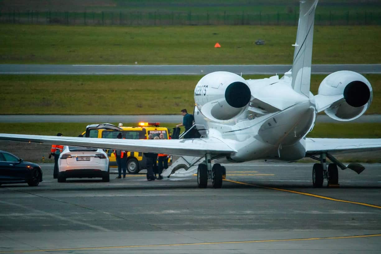 Mit einem Empty-Leg-Flug geht es auch preisgünstig.