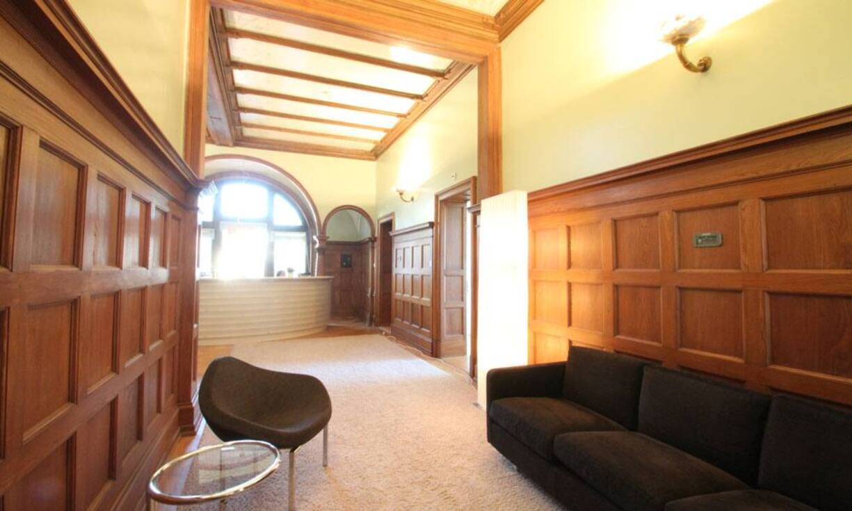 1990 wurde das Herrenhaus aufwändig saniert, im Innern erfolgte 2003 eine weitere Renovation.