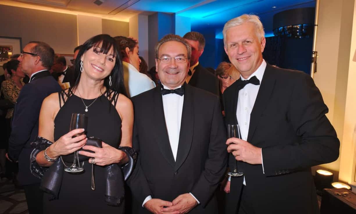 Françoise Fasel;
Jean Marie Salina, Regional Head Corporate Clients, CS;
Dominique Fasel, Head Private Banking, Pictet