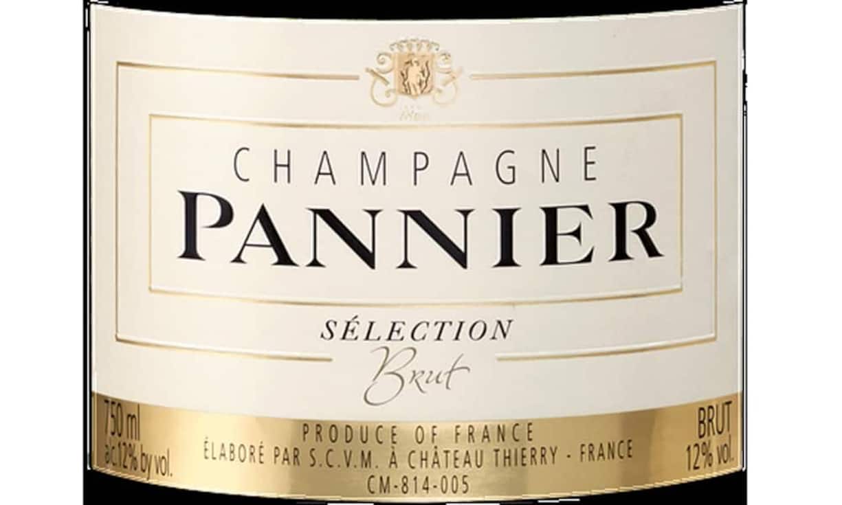 Pannier Brut Sélection. In dieser Assemblage überwiegt der Chardonnay (40 Prozent) gegenüber den 30 Prozent Pinot Noir und Pinot Meunier. Sein Kleid glitzert golden, das Bouquet duftet nach reifen weissen Früchten und Honig. Am Gaumen zeigt er sich lebendig, entwickelt, mit einer wunderbaren Verlängerung und einem Abgang mit grosser Frische.