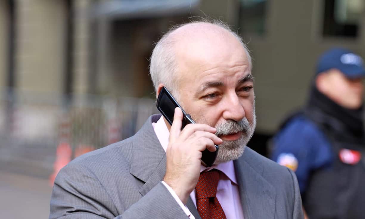 Platz 2: Viktor VekselbergAuf dem zweiten Platz zu finden ist der Wahlzuger Viktor Vekselberg. Der Grossinvestor hat beim Vermögen gegenüber 2015 gleich vier Milliarden Franken zugelegt und wird neu auf 12 bis 13 Milliarden geschätzt. Nicht weil er tatsächlich reicher geworden wäre, sondern weil erstmalig eine Liste seiner zahlreichen Beteiligungen vorliegt.  Keystone