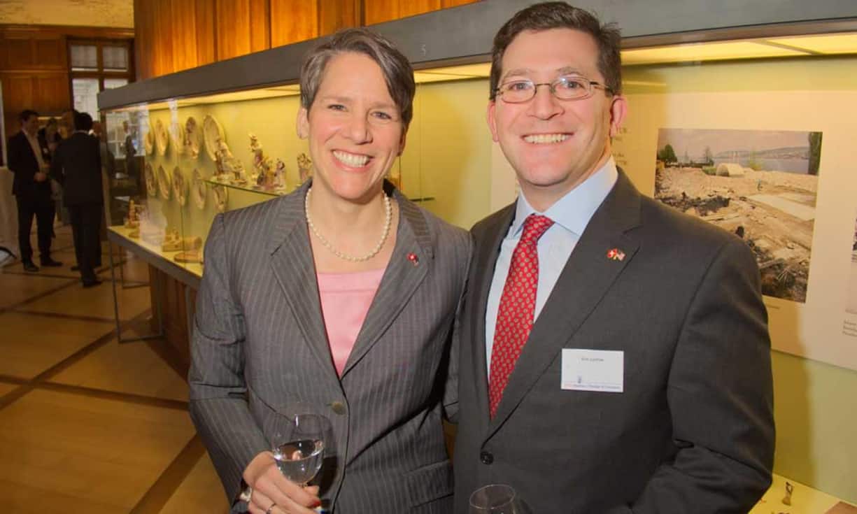 Suzan LeVine, Amerikanische Botschafterin in der Schweiz;
Eric LeVine, ihr Ehemann