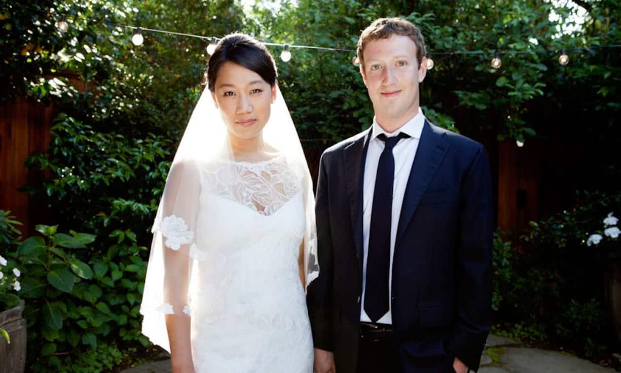 Sechs Eigenschaften, die Milliardäre dieser Welt gemeinsam haben:Sie sind verheiratetGanze 88 Prozent der Milliardäre sind verheiratet. Das bekannteste Beispiel ist derzeit wohl Facebook-Chef Mark Zuckerberg, der 2012 Priscilla Chan heiratete. Am 2. Dezember 2015 wurde Tochter Max geboren.