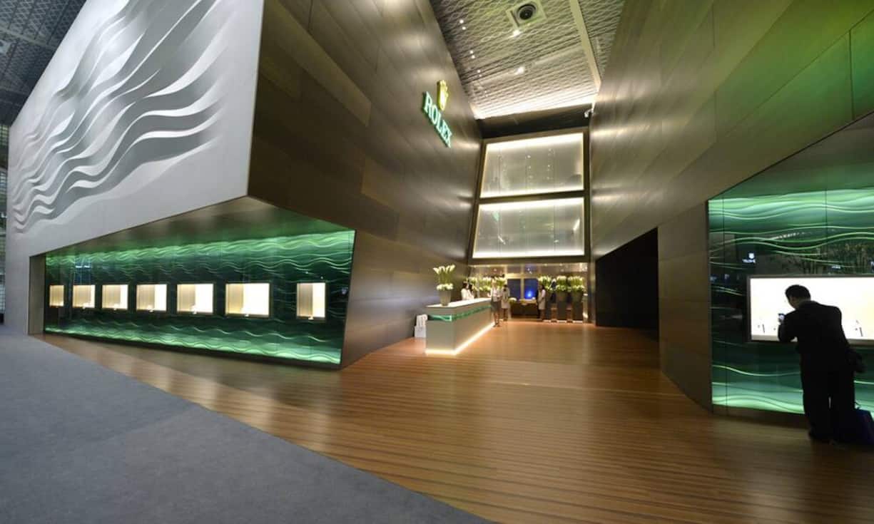 Doch das Treffen ist nicht nur Nabelschau: Die Schweizer Hersteller machen während der Messe bis zur Hälfte ihres gesamten Jahresumsatzes.Keystone