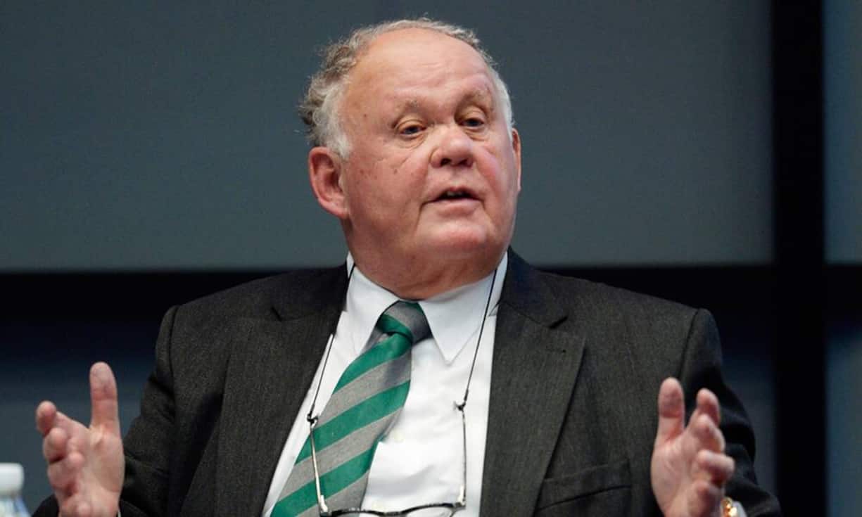 Peter NobelWirtschaftsanwalt, Nobel & HugPeter Nobel ist längst eine eigene Marke. Zumindest sind Klienten und manchmal auch Richter von seiner Aura derart ergriffen, dass sie erschrocken seiner Rechtsauslegung folgen. Das schafft er zwar nicht immer, aber oft. Wer Rechtsdossiers über grosse Wirtschaftsfälle durchblättert, stösst fast immer auf den Namen Nobel.