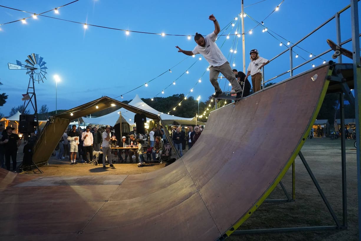 Skate-Contest, Wheels and Waves