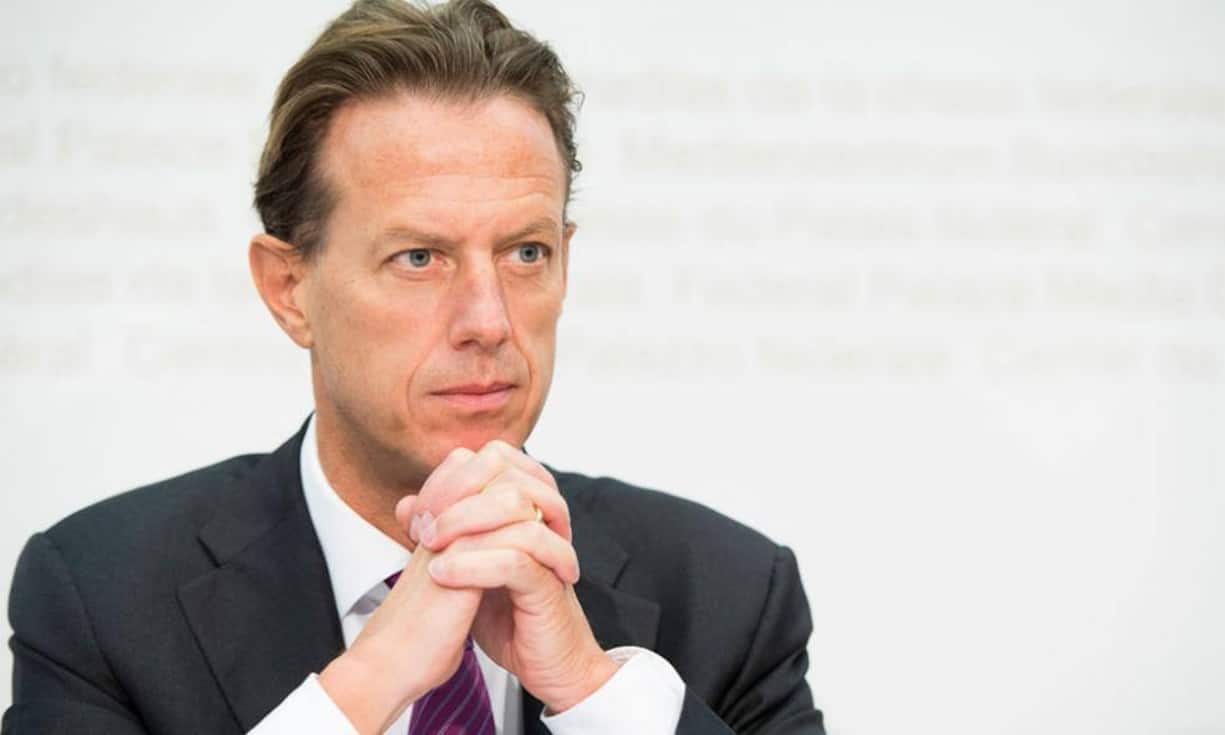 Auch Absagen gab es bereits:Christian Lüscher: Der undurchsichtige Potentaten-Anwalt aus Genf ist für die Linke kaum wählbar. Er wollte schon einmal Bundesrat werden, war aber gegen Didier Burkhalter chancenlos. Nun lässt er sich nicht erneut aufstellen. Teil seiner Begründung: Er fühle sich auch eher als Mann der Legislative als der Exekutive.