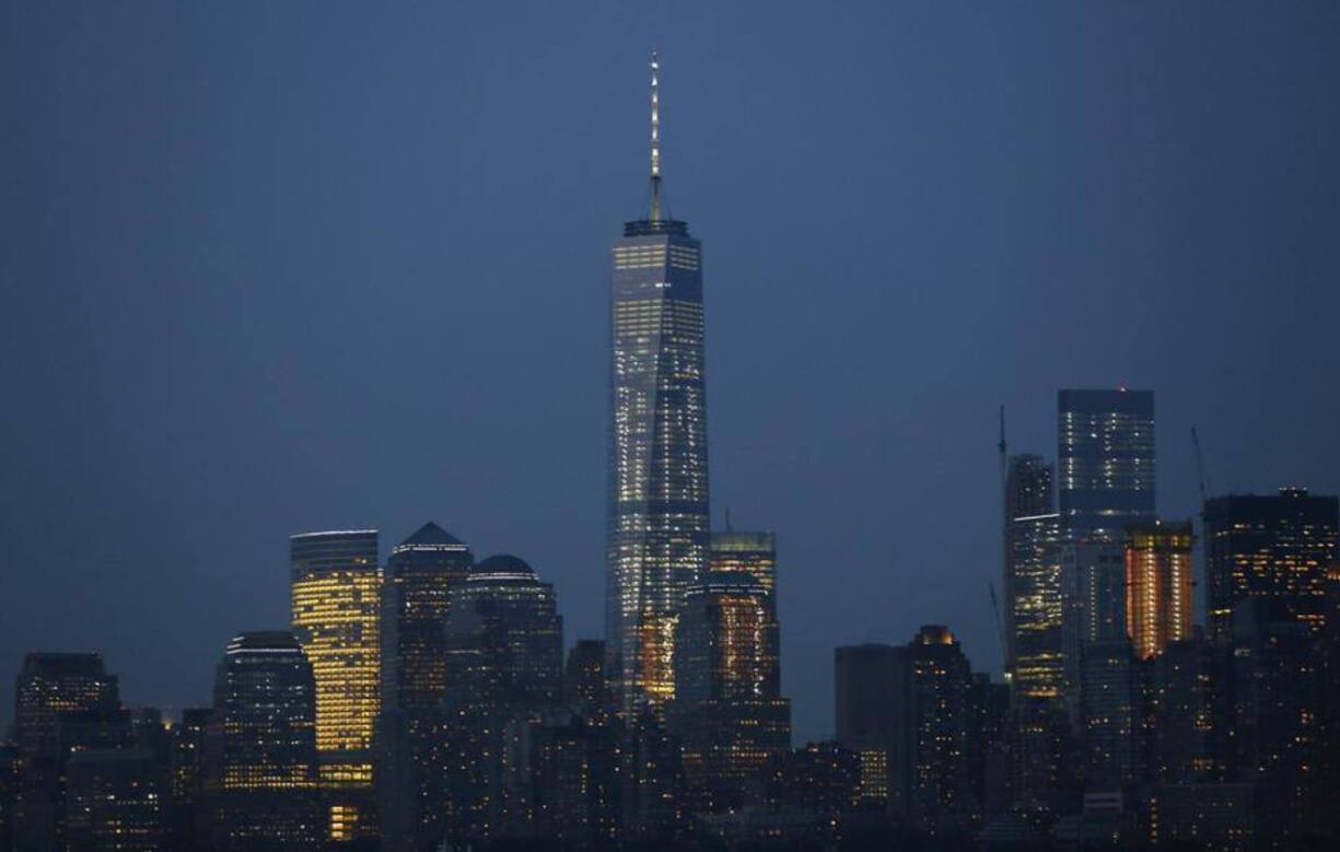 1. One World Trade Center in New York: 3,9 Milliarden DollarDer Wolkenkratzer an der Stelle der am 11. September 2001 zerstörten Zwillingstürme ist mit 541 Metern das sechsthöchste Gebäude der Welt. Der überrissene Preis hat viele Gründe. Entscheidend waren aber die schwierige Baugeschichte und bisher nie dagewesene Sicherheitsvorkehrungen.Bilder: Keystone| Daten: Emporis