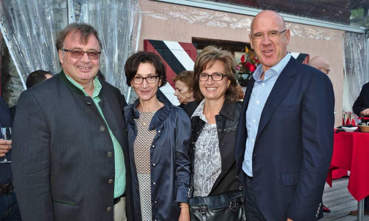 Martin Aebli, Gemeindepräsident, Pontresina;
Martina Aebli;
Bettina Plattner-Gerber, Inhaberin, Alpine Lodging Development;
Richard Plattner, Inhaber, Alpine Lodging Development
