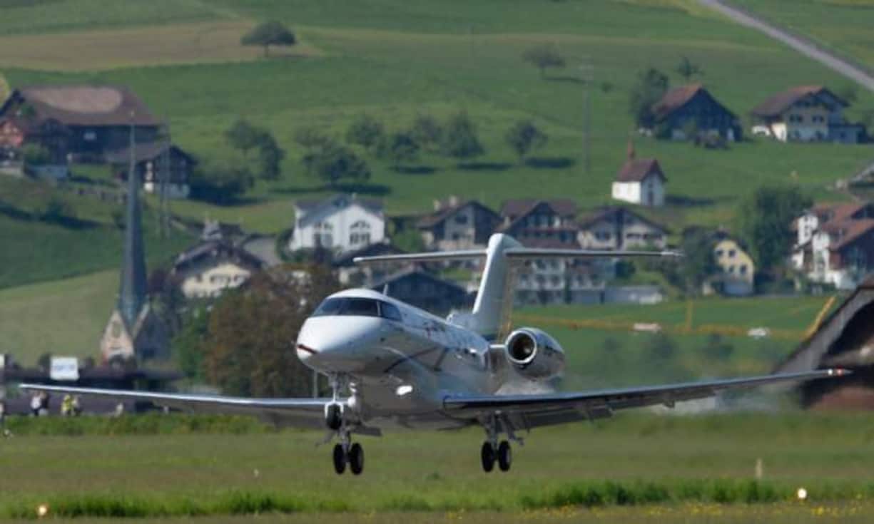 Nach nur 600 Metern hob der Düsenjet von der Piste ab und war innert drei Minuten auf der geplanten Flughöhe von 10'000 Fuss.