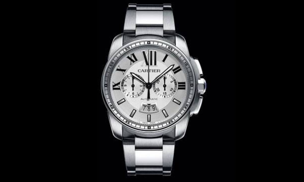 Angriffig kalibriert: Ehrgeiz kann den Cartier-Uhrmachern niemand absprechen. Mit der Calibre de Cartier verfügen sie über ein Instrument, um der Konkurrenz im Sektor der klassischen Sportuhren kräftig einzuheizen. Mit unübersehbarer Angriffslust unterstreichen die Cartier-Manager, dass die Calibre Chronographe mit dem hauseigenen Chronographenwerk auch bei der Preisgestaltung auf Sieg ausgelegt ist. In Edelstahl mit Lederarmband: 9500 Franken.