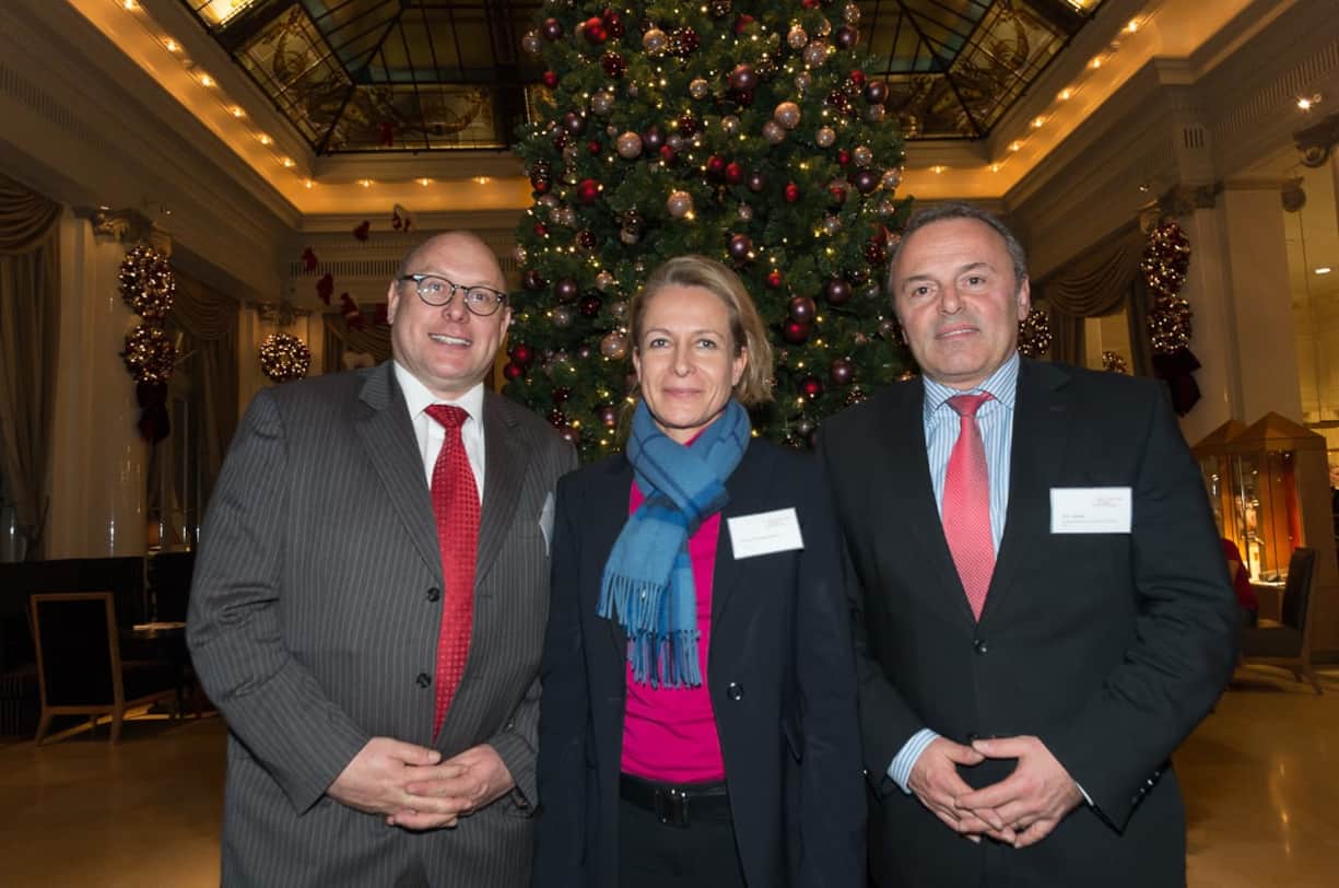 Kurt Haerri, Schindler Aufzüge AG; Thorid Klantschitsch, svial asiat; Eric Jakob, Botschafter, Staatssekretariat für Wirtschaft SECO