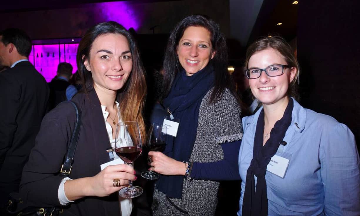 Heidi Raff, Manager Brochure and Campaign Production, Kuoni Reisen;
Sabrina Müller, Head of Marketing, Kuoni Reisen;
Isabelle Bürkli, Marketing Manager CRM & Direct Mailings, Kuoni Reisen