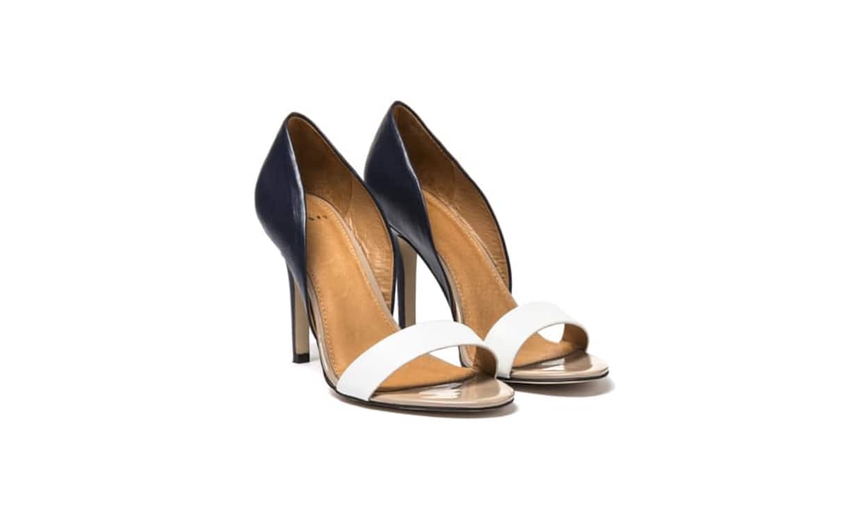 Blunt: Sisley  Diese Sandalen mit Absatz sind aus dreifarbigem Leder. Sie lassen sich mit einfarbiger Kleidung sehr gut kombinieren. Preis 99.90 Franken Bilder: PR