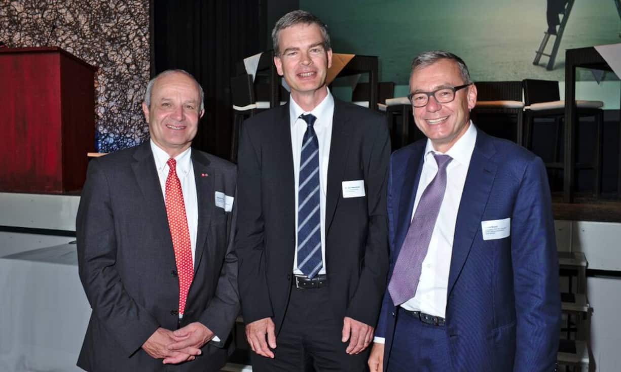 Martin Naville, CEO, Swiss-American Chamber of Commerce;
Jan Atteslander, Leiter Aussenwirtschaft, economiesuisse;
Ruedi Noser, Unternehmer und Ständeratskandidat;