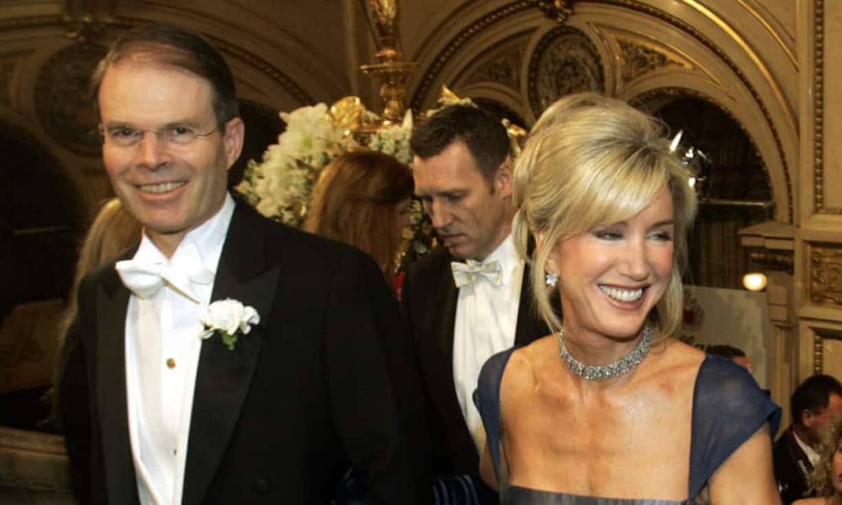 Craig und Wendy McCaw Dem US-Manager Craig McCaw kostete seine Scheidung im Jahr 1997 460 Millionen Dollar.