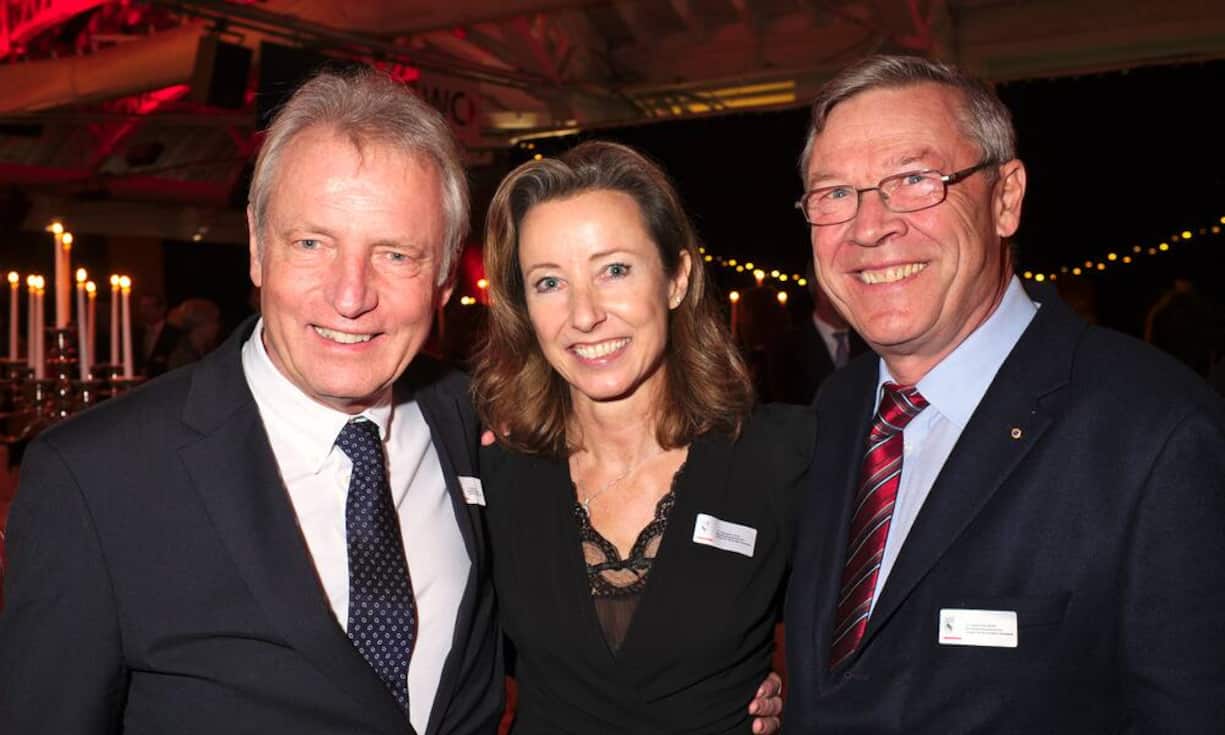 Rubino Mordasini, Präsident, Swiss MedTech;
Renata Mordasini, Apothekerin;
Dominique Folletete, ehemaliger Gemeindepräsident Bremgarten BE