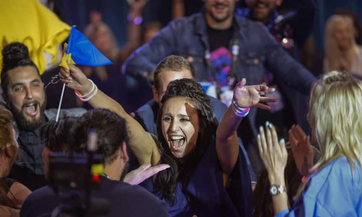 Der Eurovision Song Contest geht dieses Jahr an die Ukraine: Sängerin Jamala gewann mit «1944» den Liederwettbewerb für ihr Land.