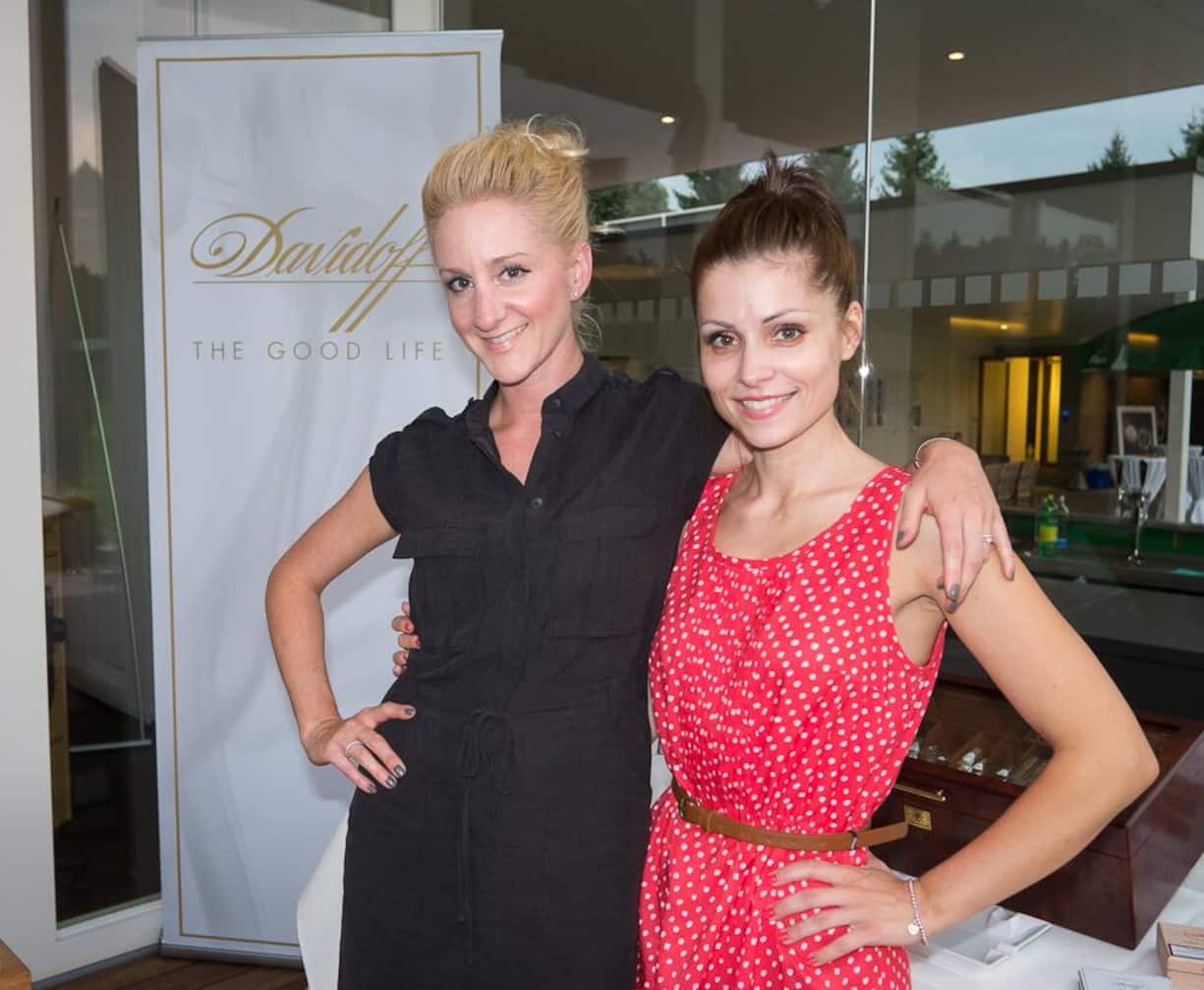 Gaben charmant Feuer: Isabelle-Anne Küng und Esther Fischer von Davidoff