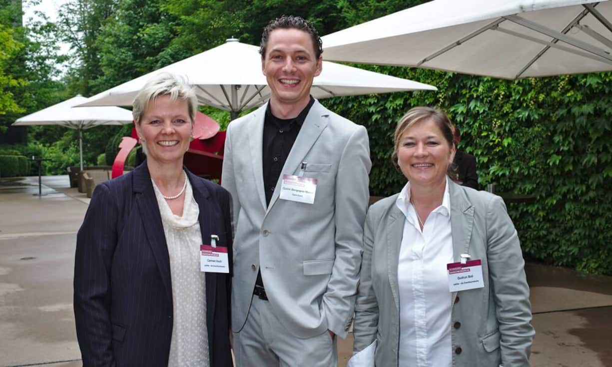 Carmen Koch, Vertrieb, patide - die Eventtischdecke;
Quirin Borgogno-Weber, Sales Manager, Carré Events;
Gudrun Boll, Dipl.-Betriebswirtin, patide - die Eventtischdecke