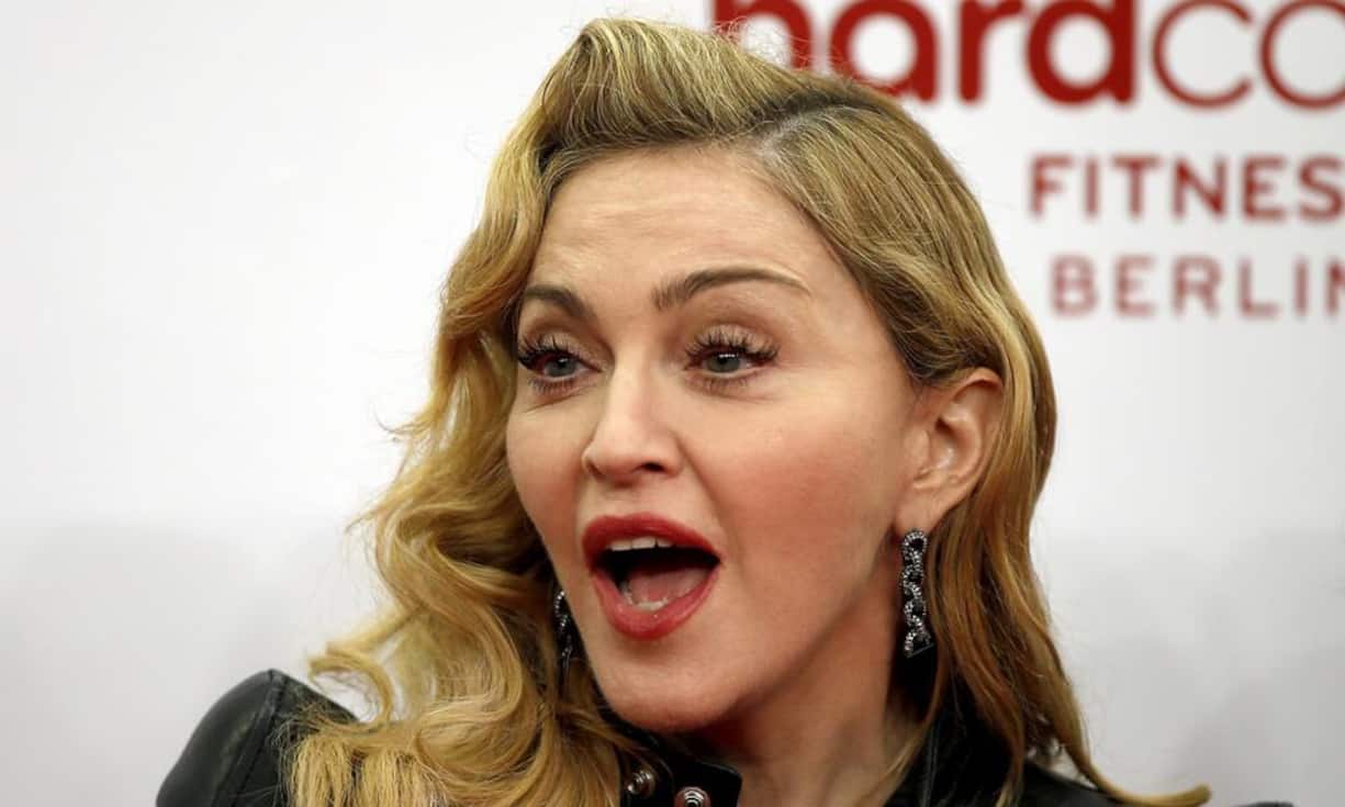 An ihr kommt keiner vorbei. Madonna ist mit 125 Million Dollar die Queen of Pop. Dank ihrer Tournee MDNA ist die 55-jährige auf Platz eins der «Forbes»-Liste.