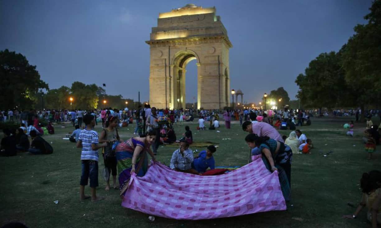 Neu Delhi in Indien wurde dagegen ab 1911 – noch während der Kolonialzeit – als Ersatz für die traditionelle Hauptstadt Kalkutta angelegt. Neu Delhi ist allerdings eher das Regierungsviertel der Metropole Delhi als eine eigenständige Stadt. Es gehört zum «Nationalen Hauptstadtterritorium Delhi». Keystone