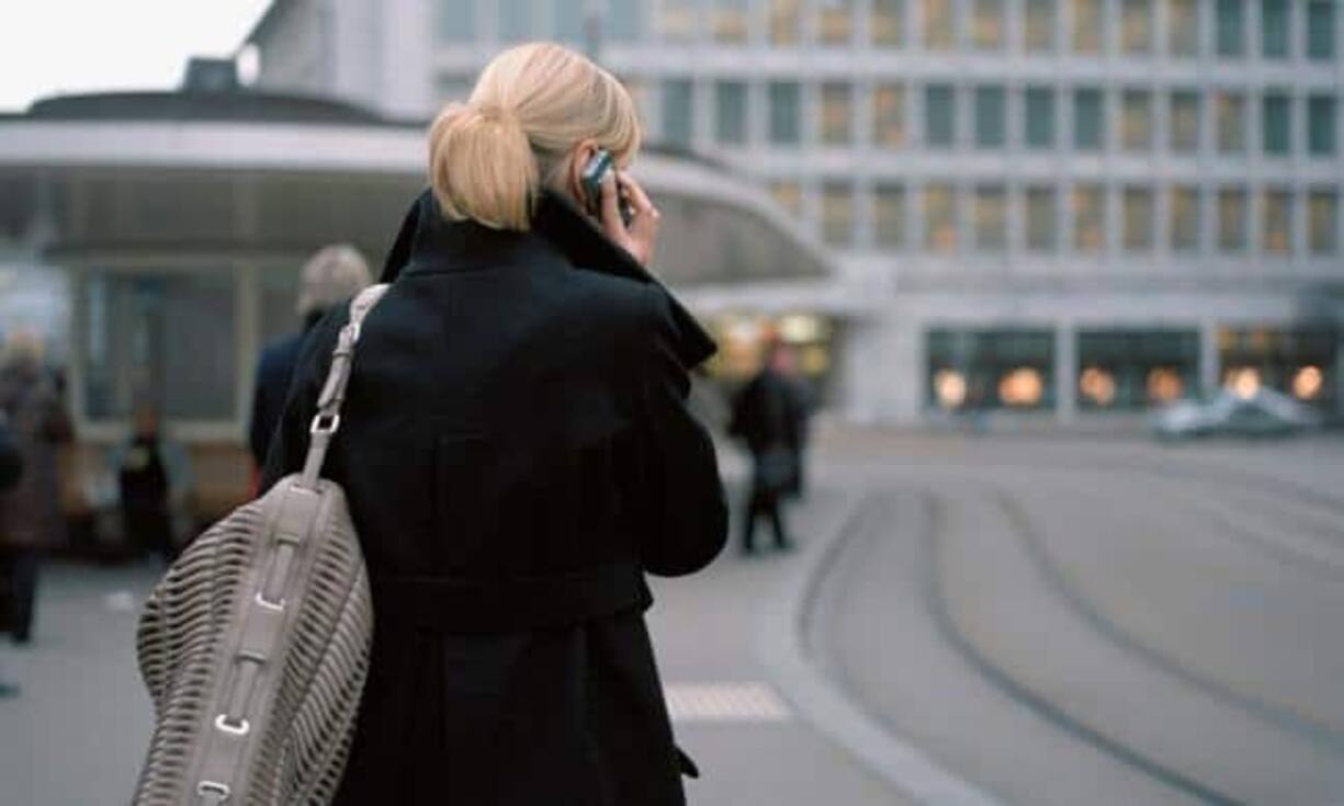 Tipp 5: Wichtig ist es, dass man insbesondere in Bezug auf das Thema Chefposition und Frauen das «Gesamtpackage» prüft – vor allem mit Blick auf die Weiterentwicklung. Welche Karriereverläufe bietet das Unternehmen an und kann ich meine Kompetenzen weiterentwickeln?