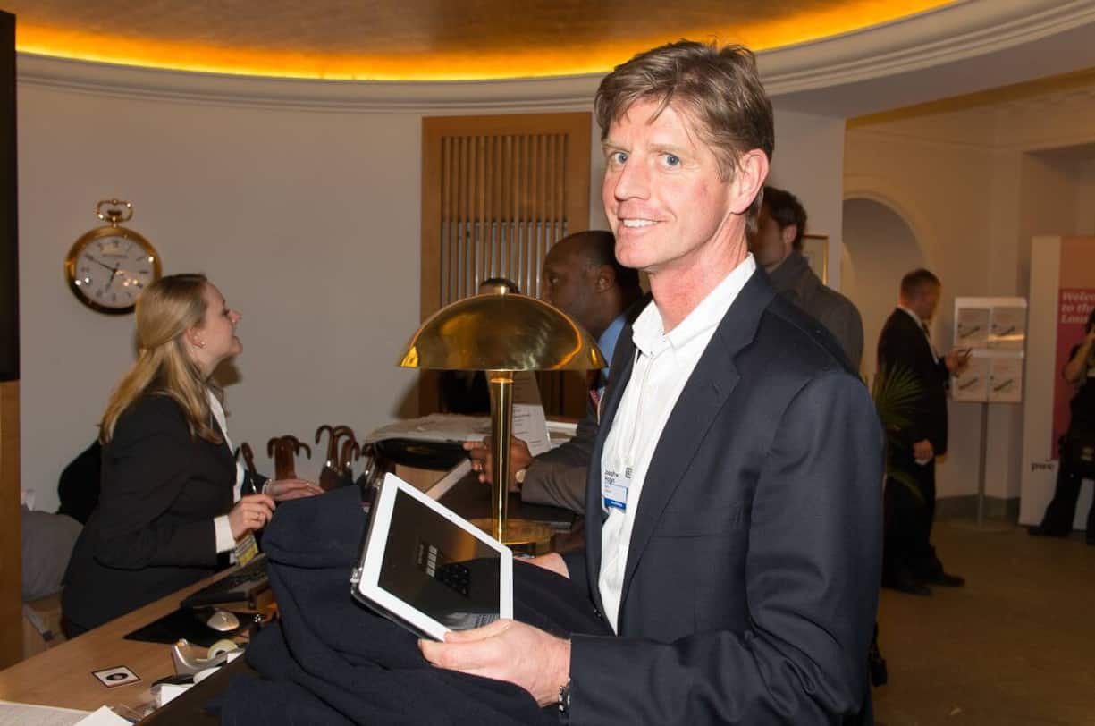 Einchecken mit iPad: Joe Hogan, CEO ABB