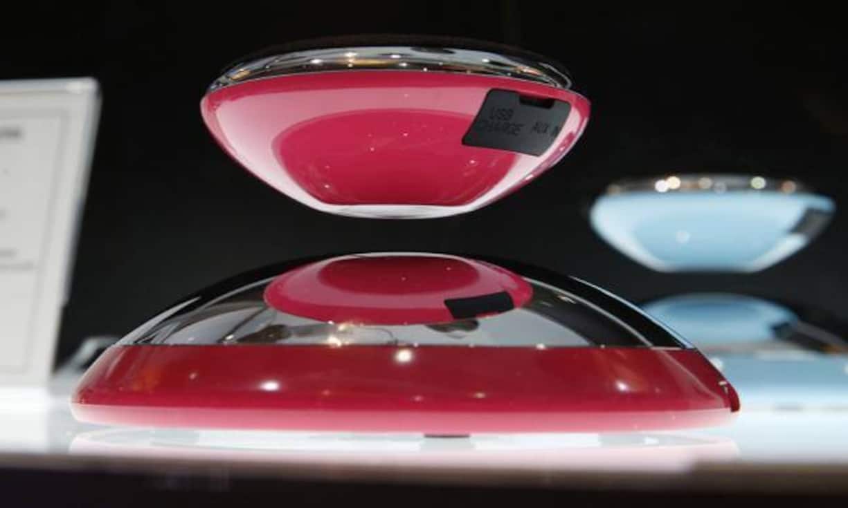 Schwebende Lautsprecher
Als echten Hingucker erweist sich der schwebende Lautsprecher von «The Axxess CE Air2».