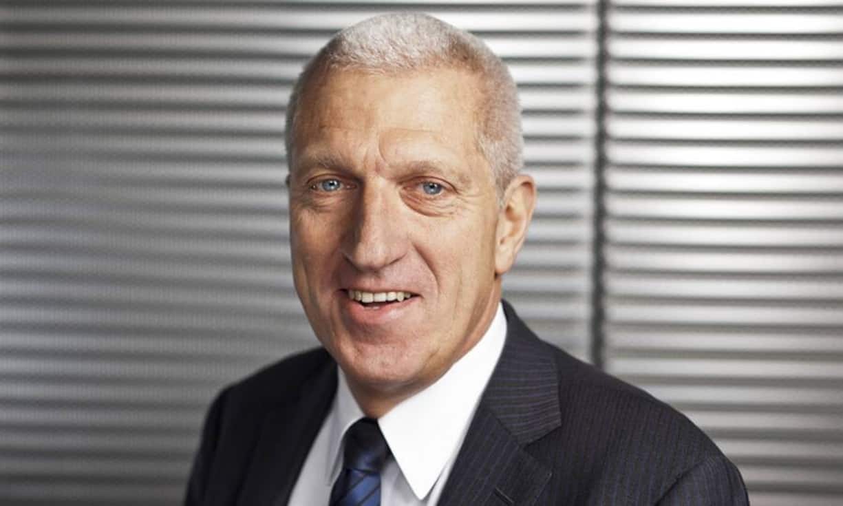 Pierin Vincenz, CEO der Raiffeisen Schweiz, katalpultiert sich mit einem Plus von 16 Plätzen auf das Podest und erhält die Bronzemedaille.