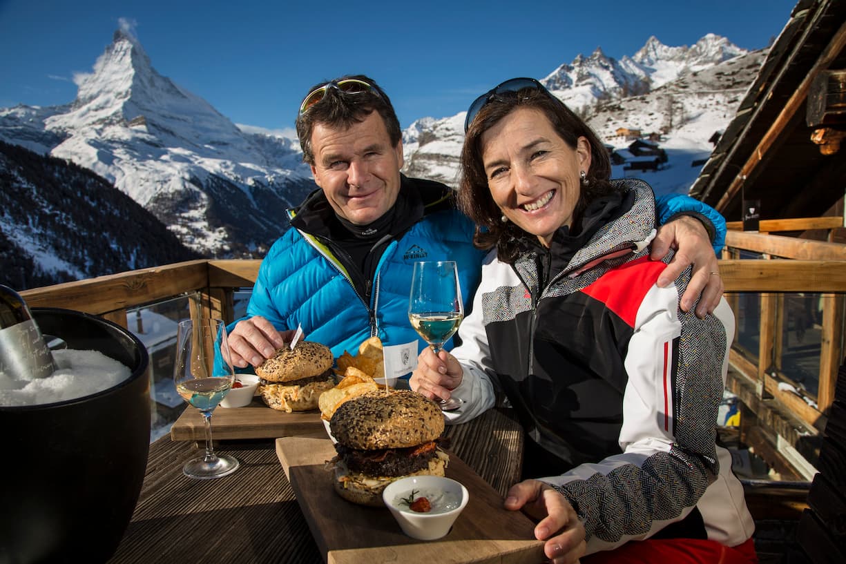 Franz und Antoinette Julen im Restaurant Â«Chez Vrony» in Zermatt. 