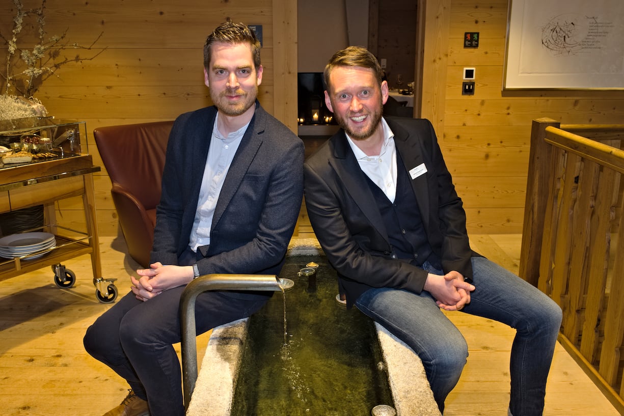 Alex Kühni, Fotojournalist & Kriegsfotograf; Michael Wiederstein, Chefredaktor "Schweizer Monat"