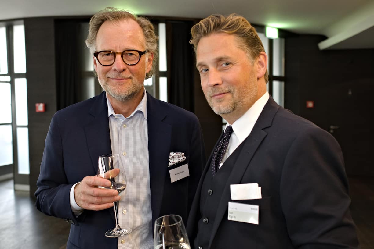 Andrea Jörger, Geschäftsführer & Partner, RIMC Schweiz Hotels & Resorts AG;Ion Eglin, Partner, Bratschi AG Zürich