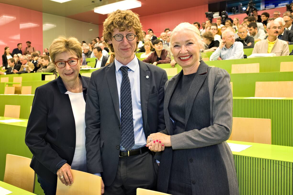 Betty Zucker, Betty Zucker & Co.;Thorsten Hens, Wirtschaftsprofessor, Uni Zürich;Susanne Düppenbecker, Executive Director, Bank Vontobel AG