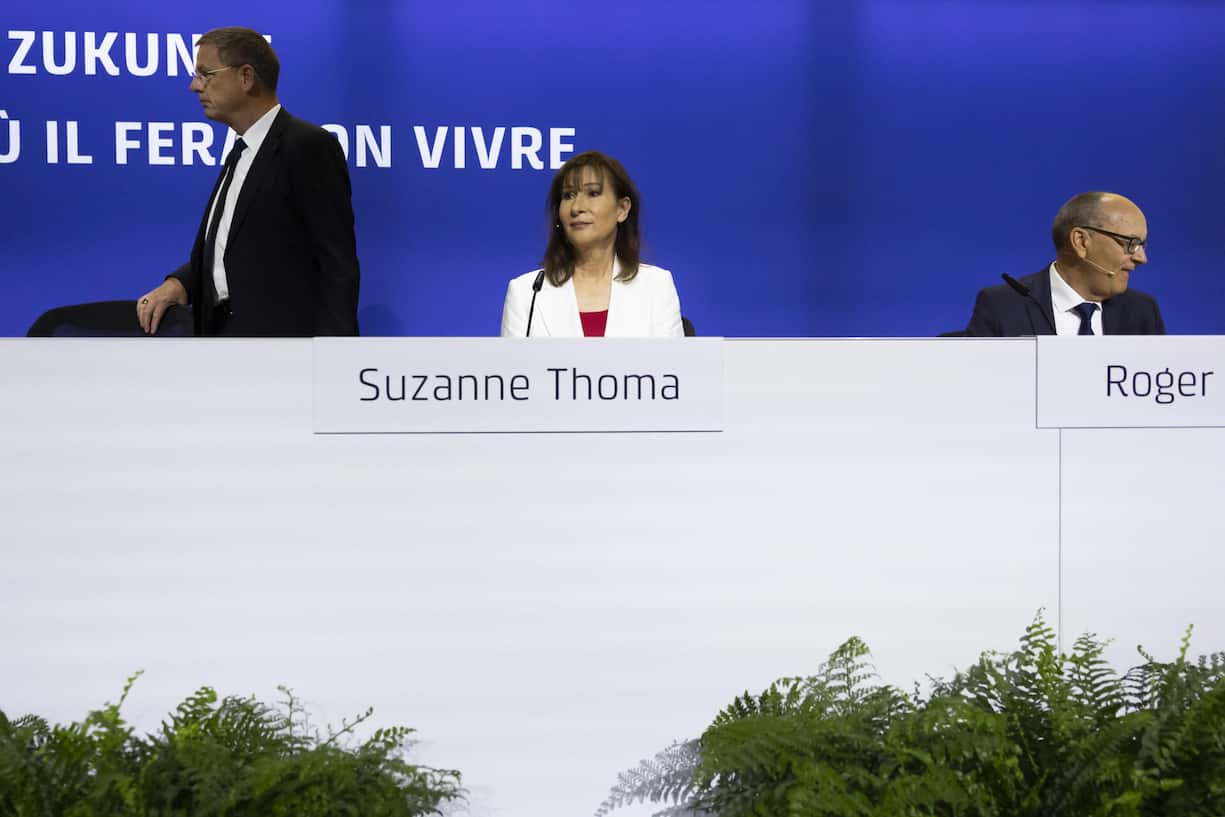 <p>Als CEO krempelte Thoma die BKW um und vervierfachte den Börsenwert (hier an der GV 2022 mit CFO Ronald Trächsel).</p>
