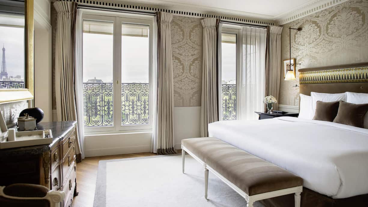 <p>La Réserve Paris</p>