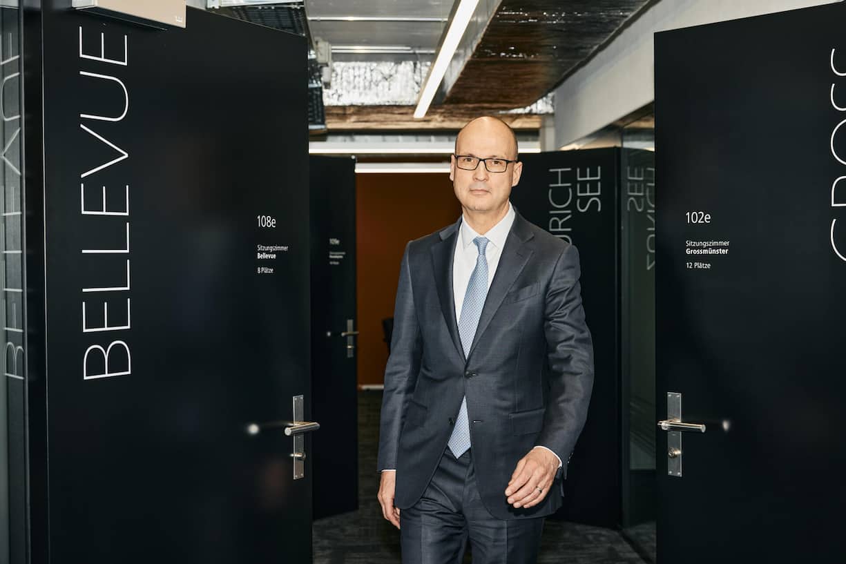 <p>Finma-Chef Stefan Walter muss die UBS regulieren. Für die Versicherer bleibt wenig Zeit.</p>