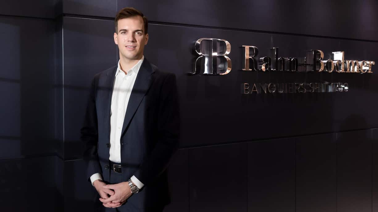 <p>Jay Bidermann ist mit 36 Jahren der jüngste der Privatbankiers. Er hat sein Leben und seine Karriere ganz darauf ausgerichtet.</p>