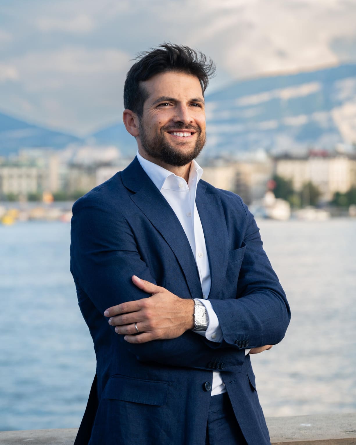 <p>Jonathan Brinbaum, CEO BULGARI</p>