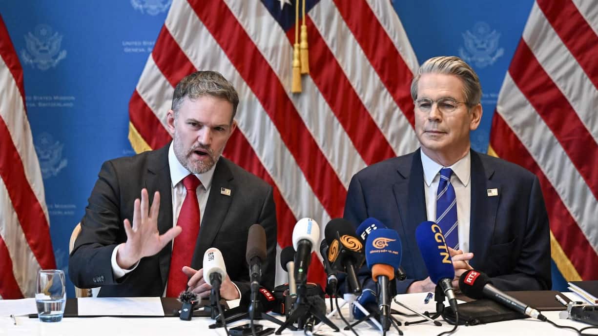 <p>Finanzminister Scott Bessent (r.) und der Handelsbeauftragte Jamieson Greer sind der Entry Point für die Schweizer.</p>