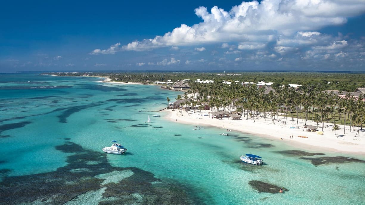 <p>Der Club Med in Punta Cana existiert seit 1980. Er befindet sich auf einem 40 Hektar grossen Grundstück, zu dem ein 1 Kilometer langer Strand gehört.</p>